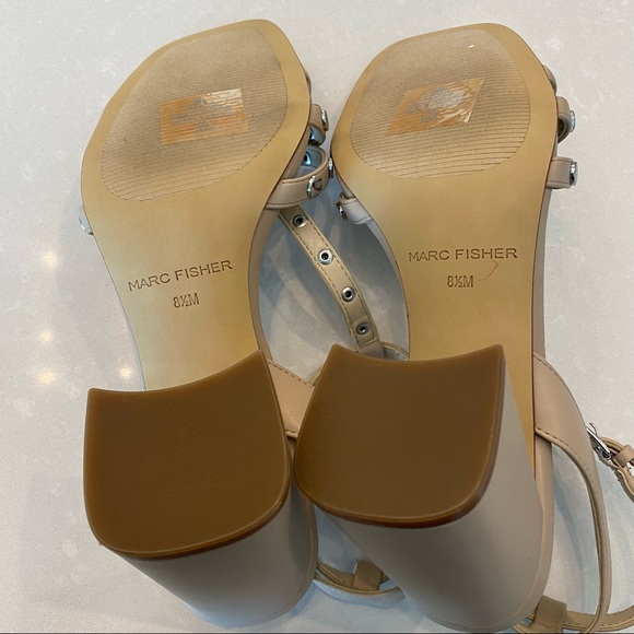 Marc Fisher Platform - Picture 4 of 4